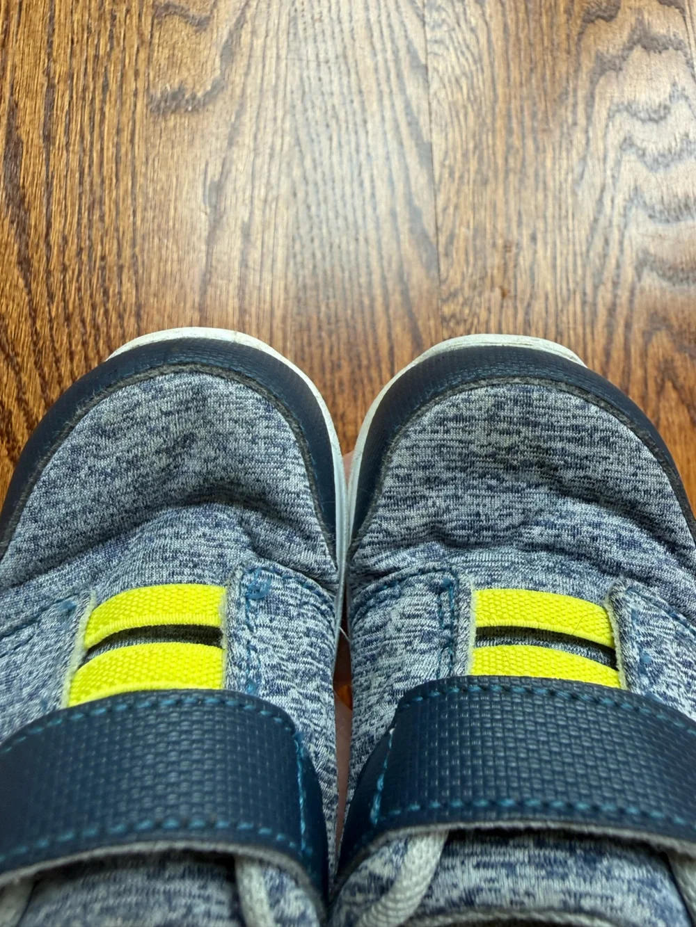 See Kai Run Basics Sneakers Sz 7